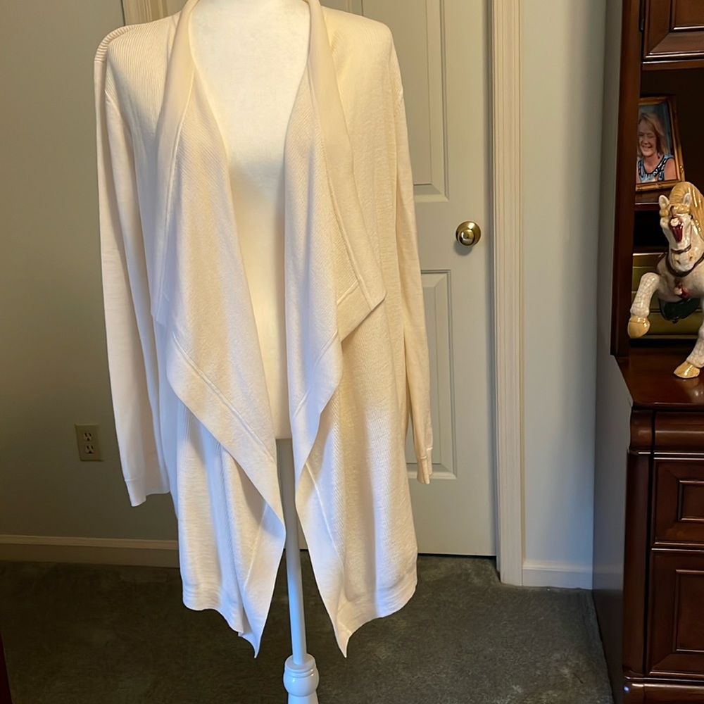 Theory 100% Merino wool cardigan
